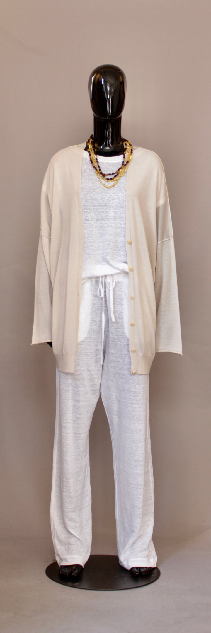 Cashmere og silke cardigan jakke i off white