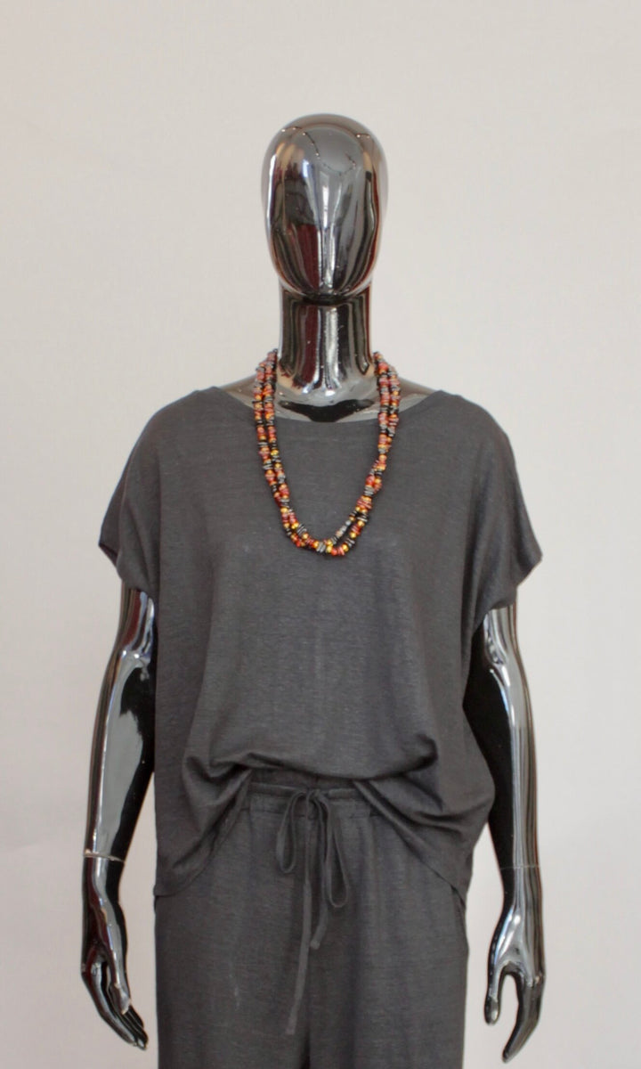 Lin t-shirt i Sort